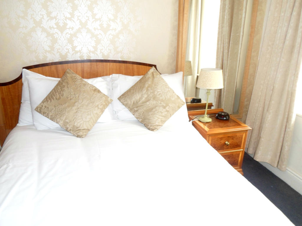 Windsor Hotel 3*