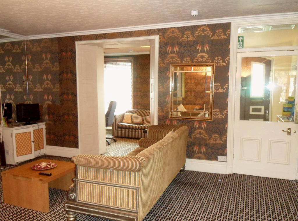 Windsor 3* Swansea